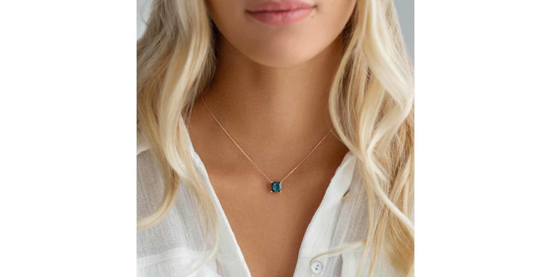 Necklace with Topaz London Manon