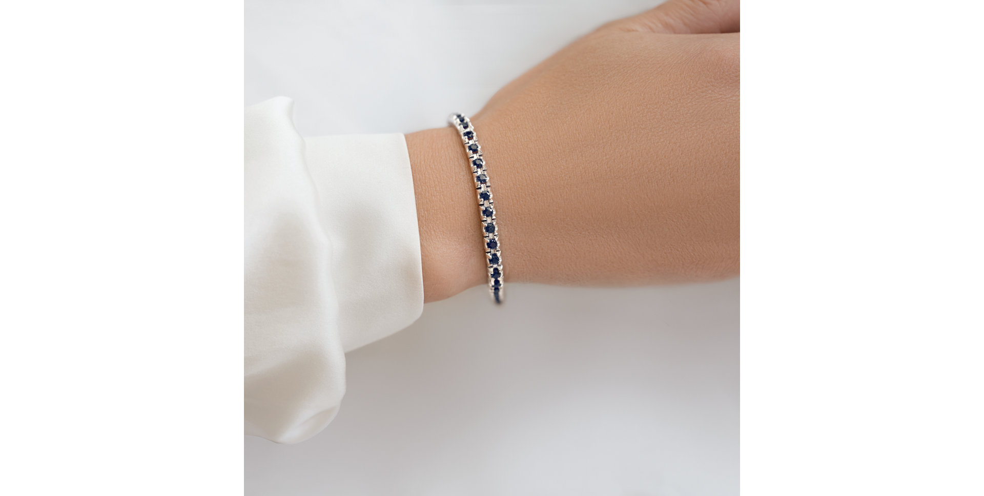 18ct rose gold bracelet with Ruby Nilani