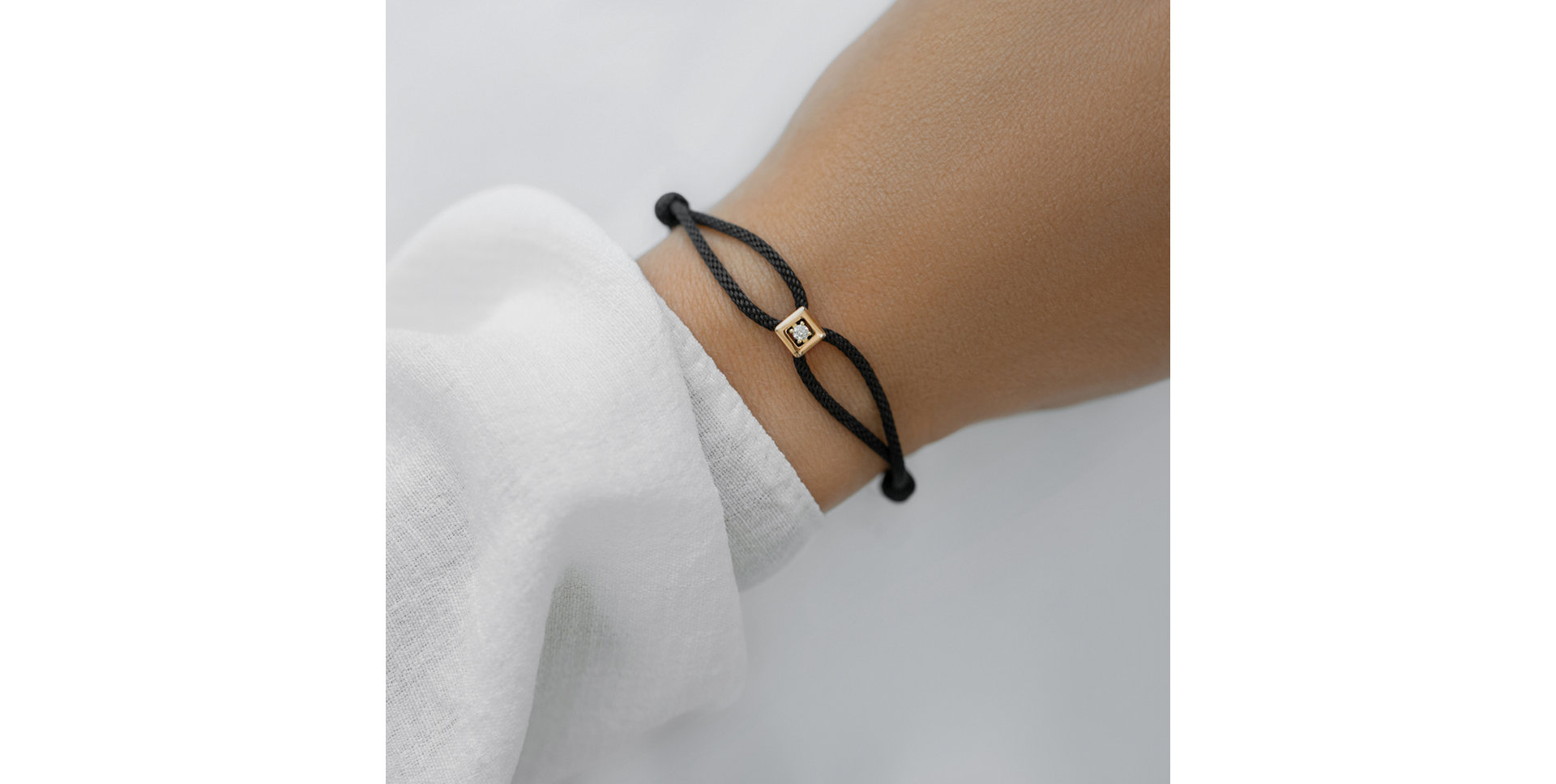 Diamond bracelet Secret Symbol