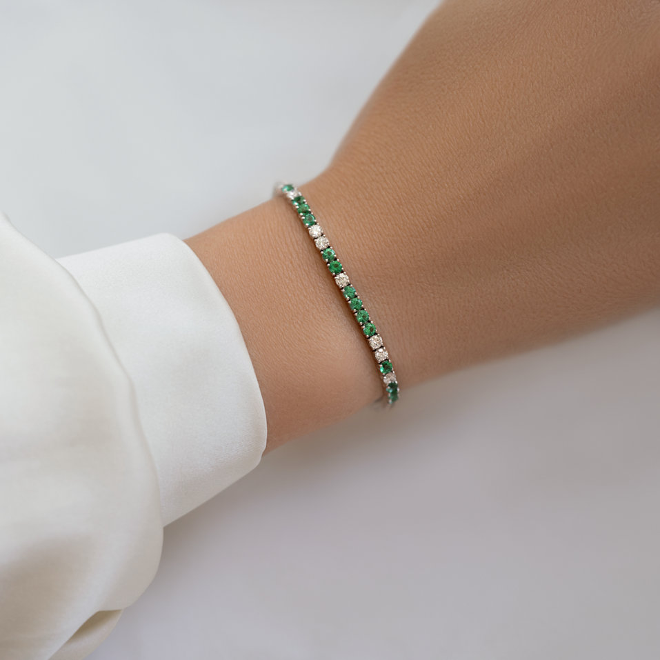 Diamond bracelet with Emeralds Belissia