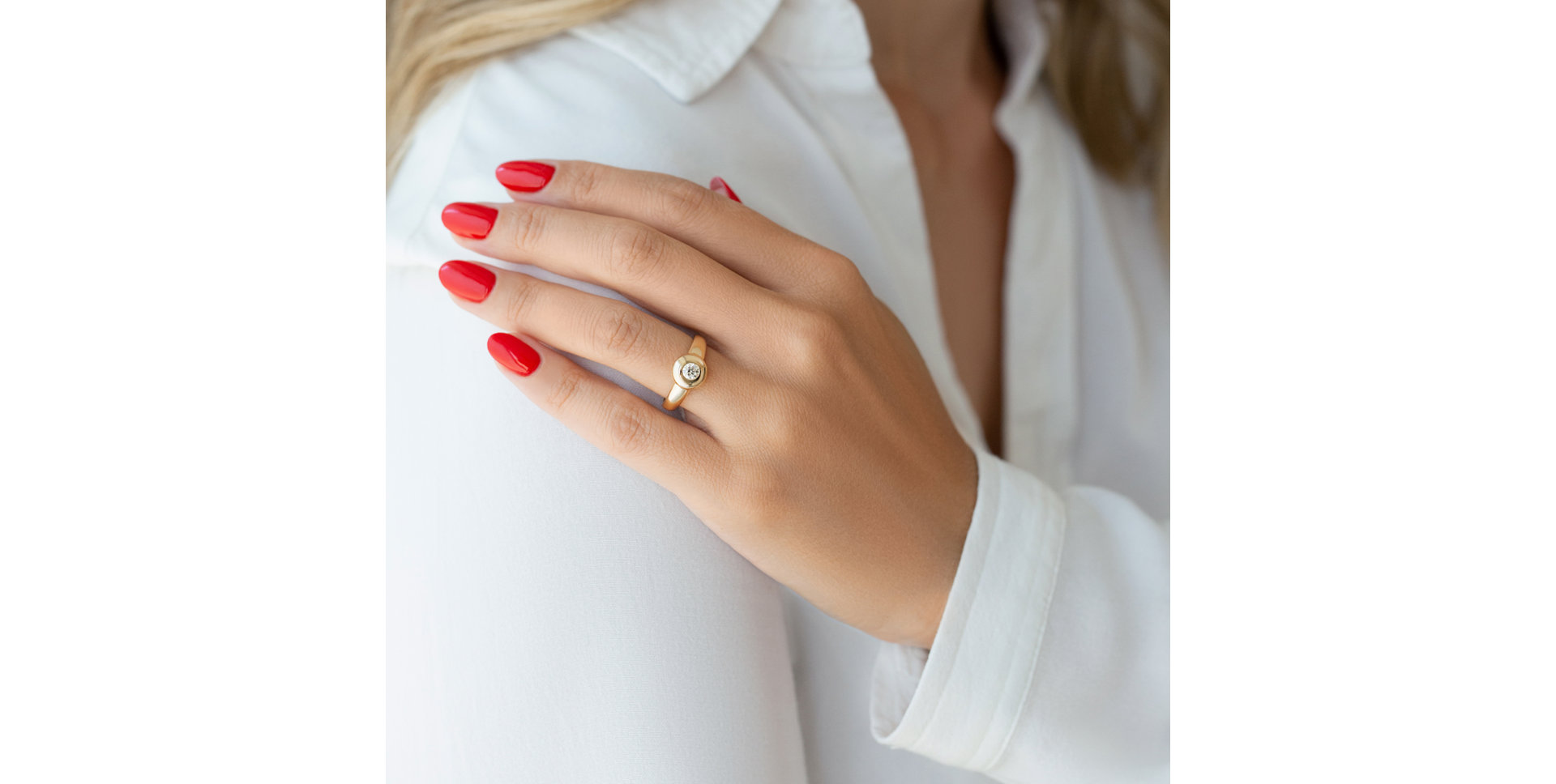 Diamond ring Circle of Light