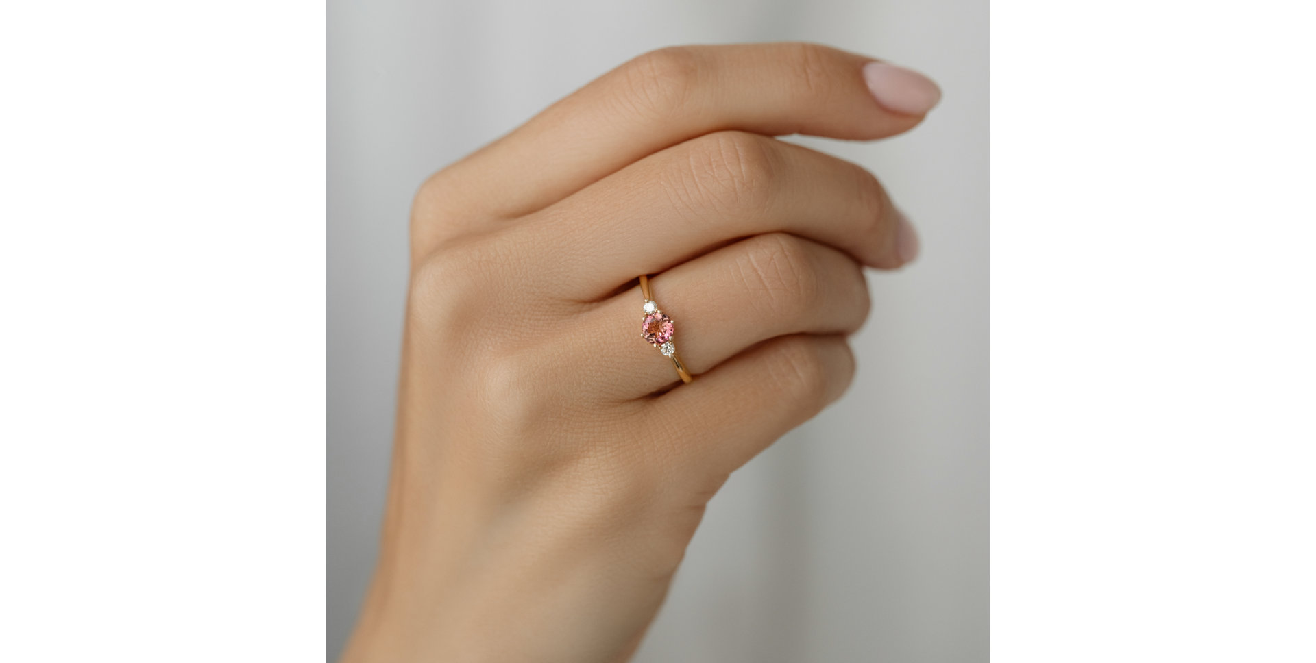 Diamond ring with Sapphire Midnight Serenity