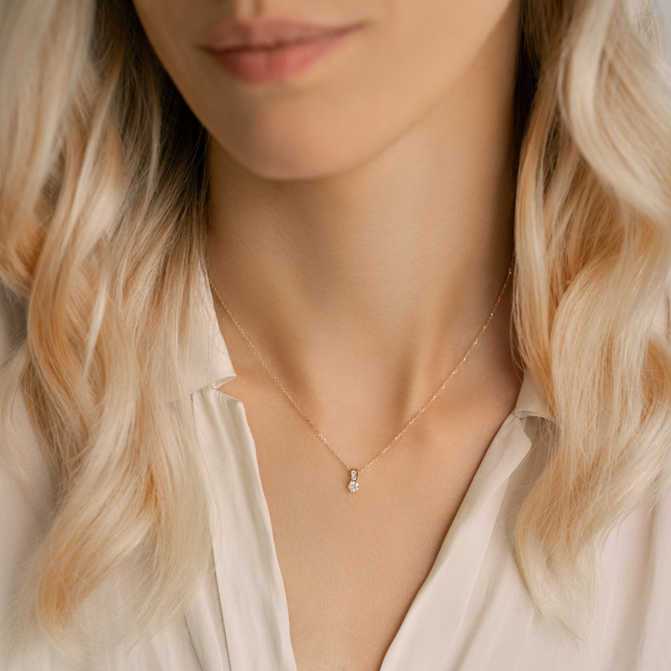 Diamond necklace Essential Glow