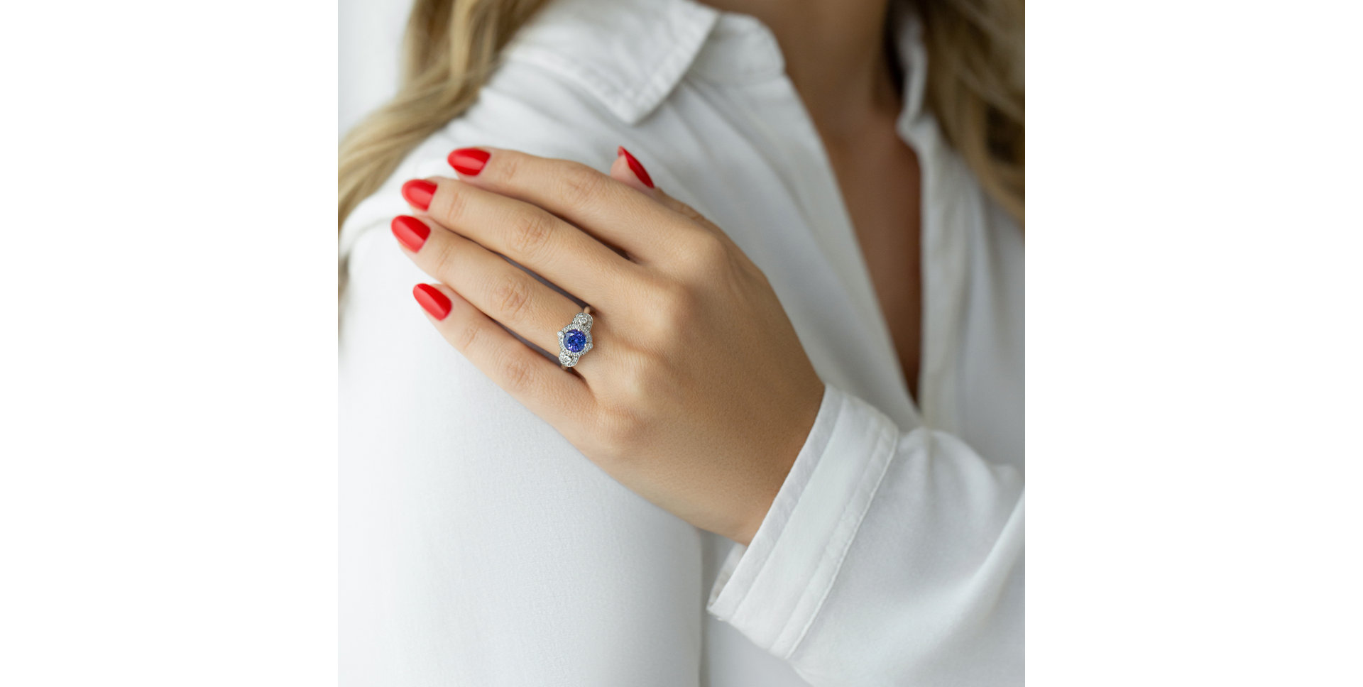 Diamond ring with Tanzanite Imperial Glory