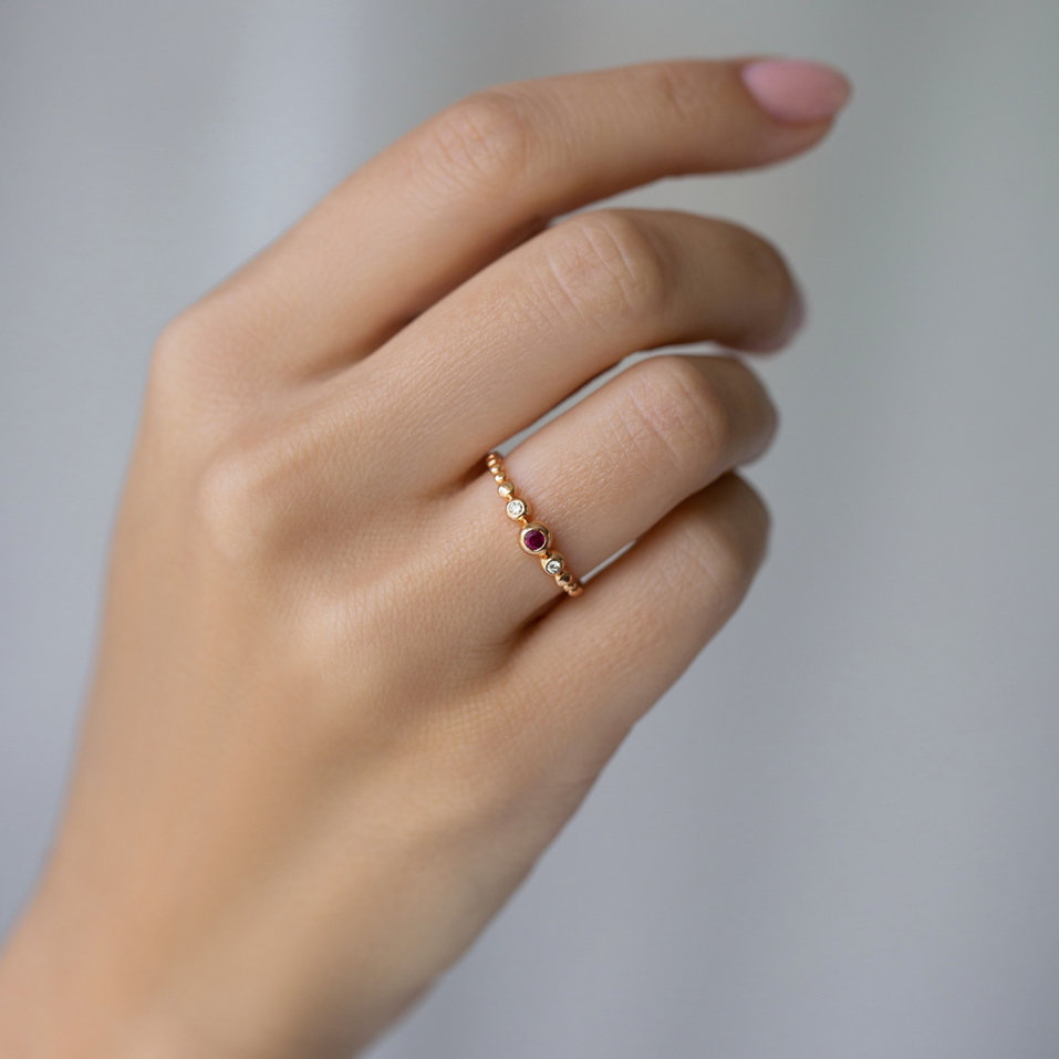 Diamond ring with Ruby Shiny Triple