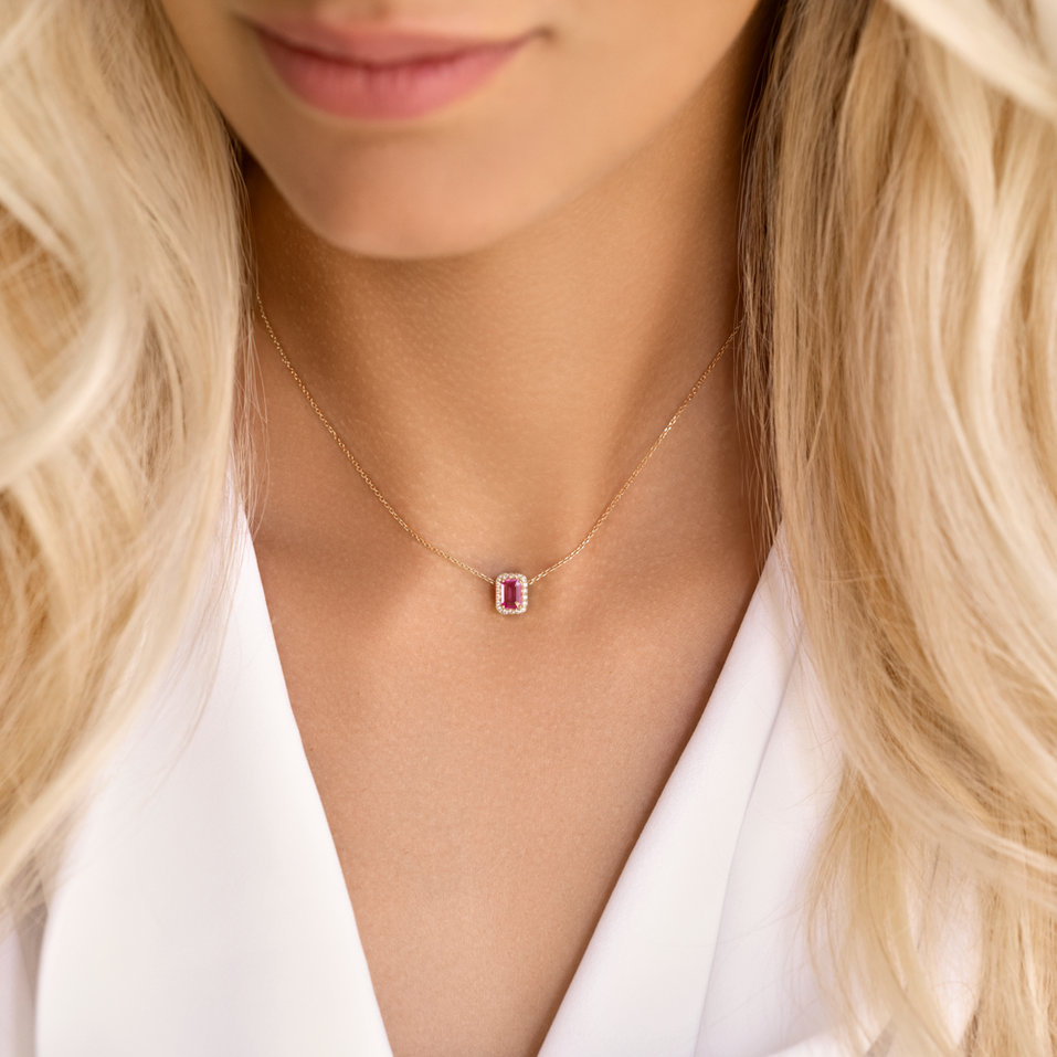 Diamond pendant with Sapphire Elowen Breeze