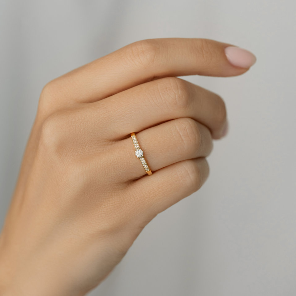 Diamond ring Sparkle