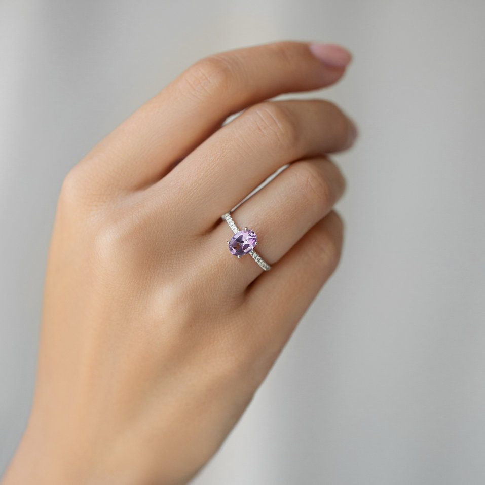 Diamond ring with Amethyst Touch of Spark