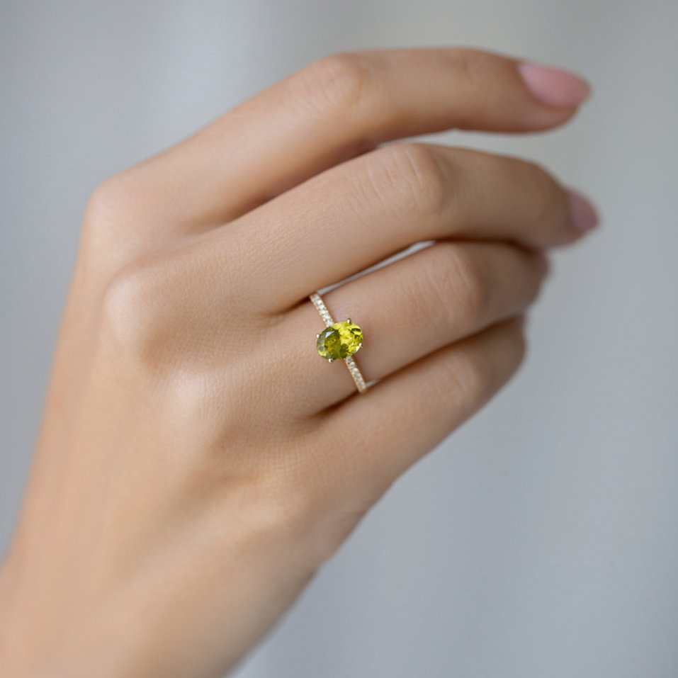 Diamond ring with Amethyst Touch of Spark