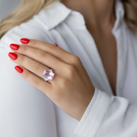 Diamond ring with Kunzite Violet Ophelia