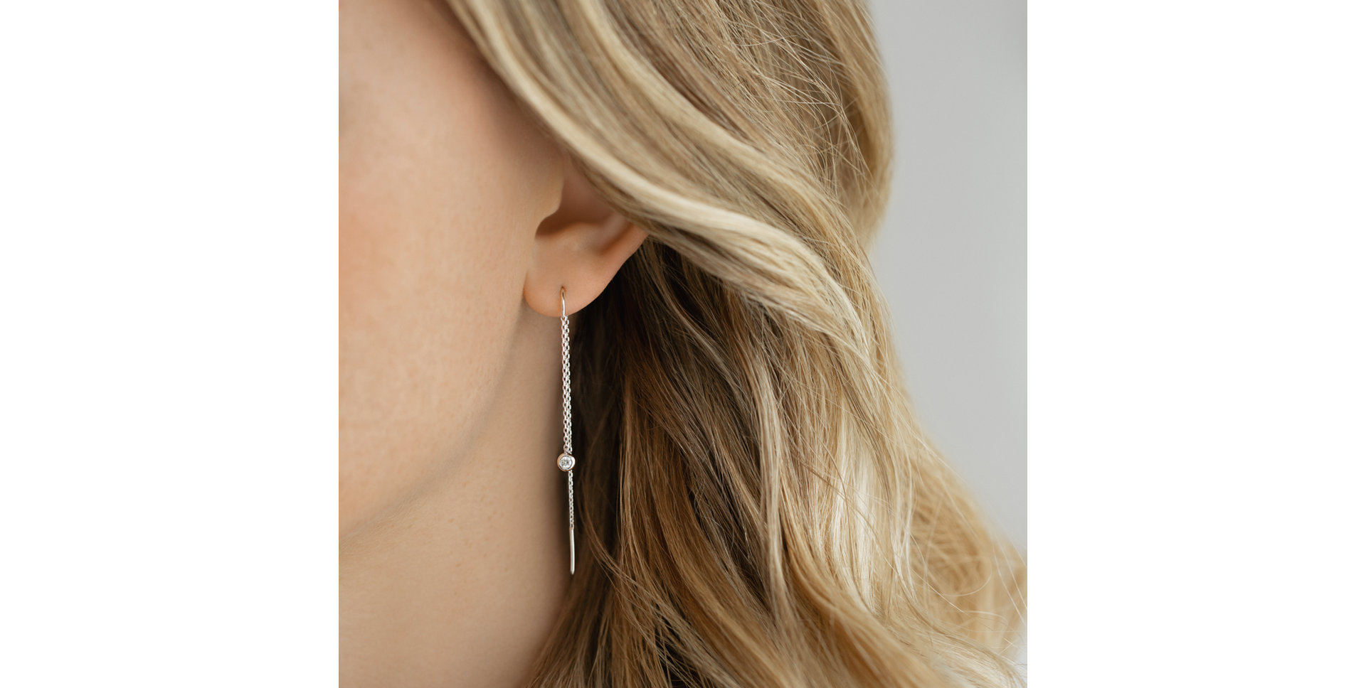 Diamond earrings Dottie