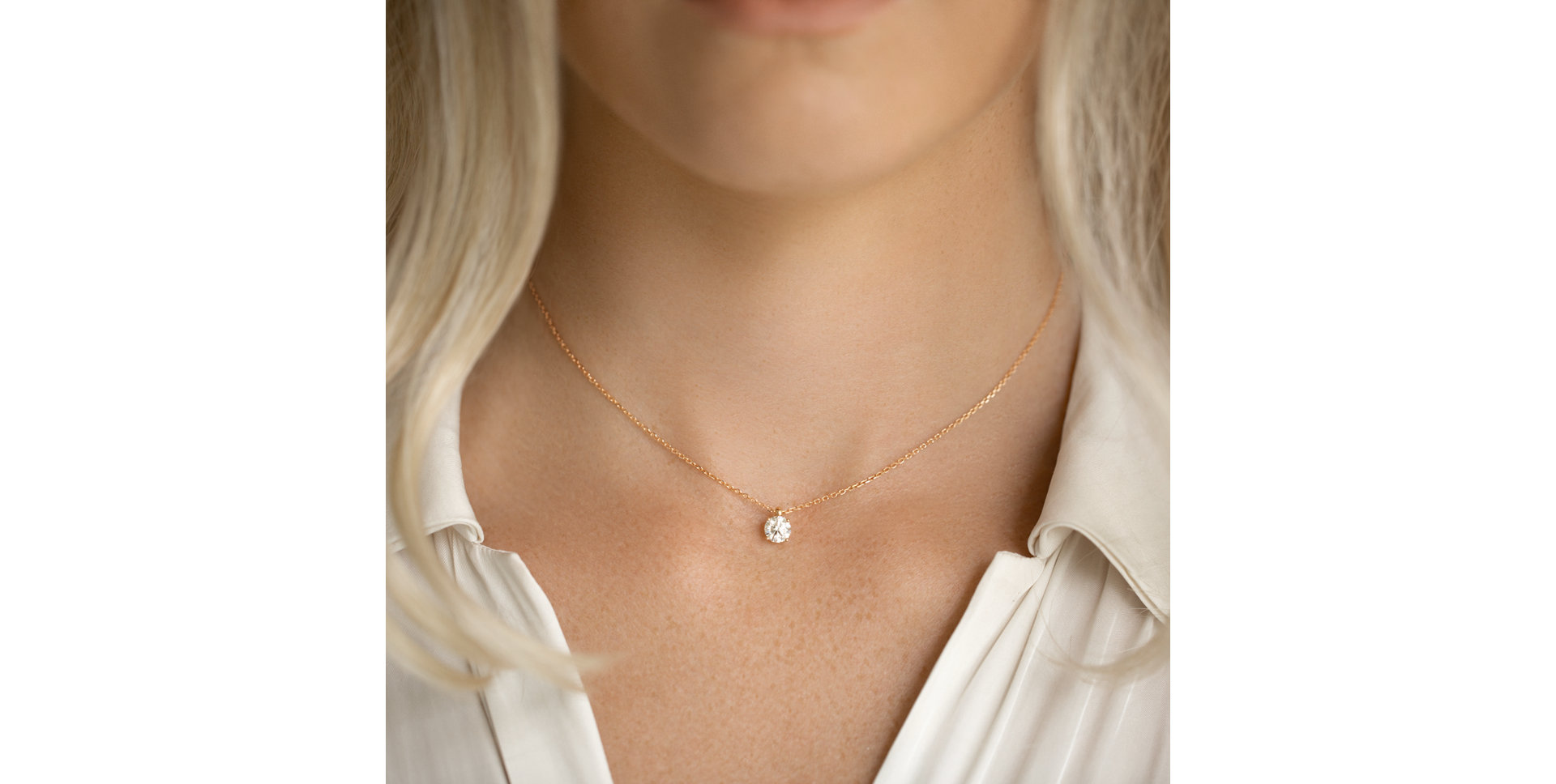 Diamond necklace Soft Light