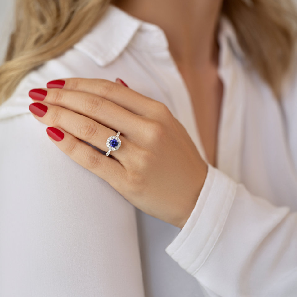 Diamond ring with Tanzanite Muriel