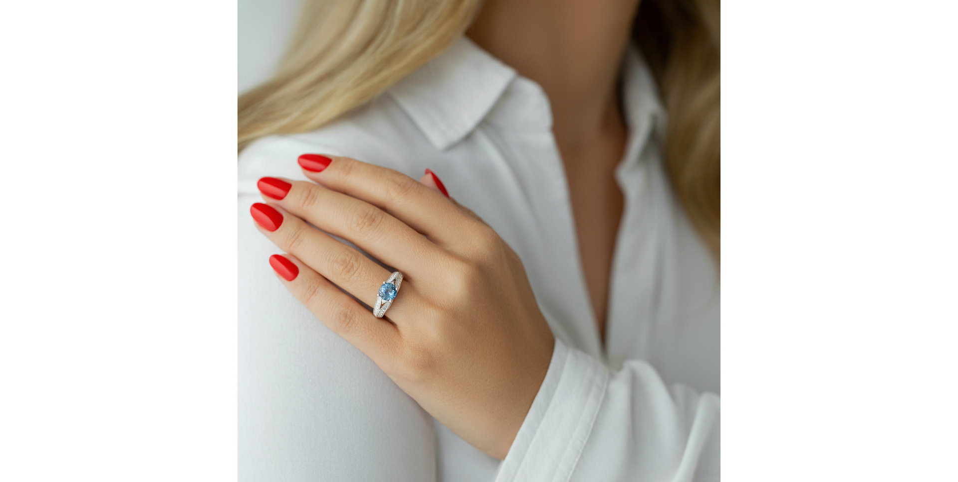 Diamond ring with Tanzanite Chantal