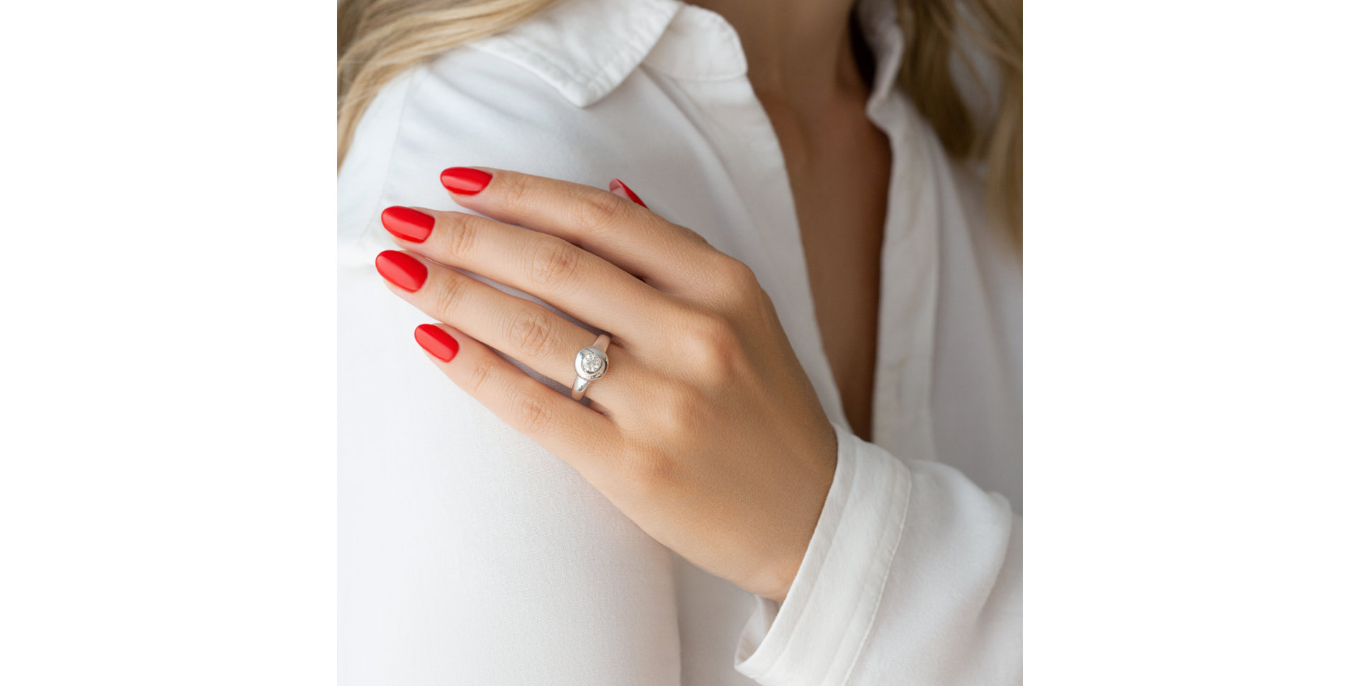 Diamond ring Circle of Light