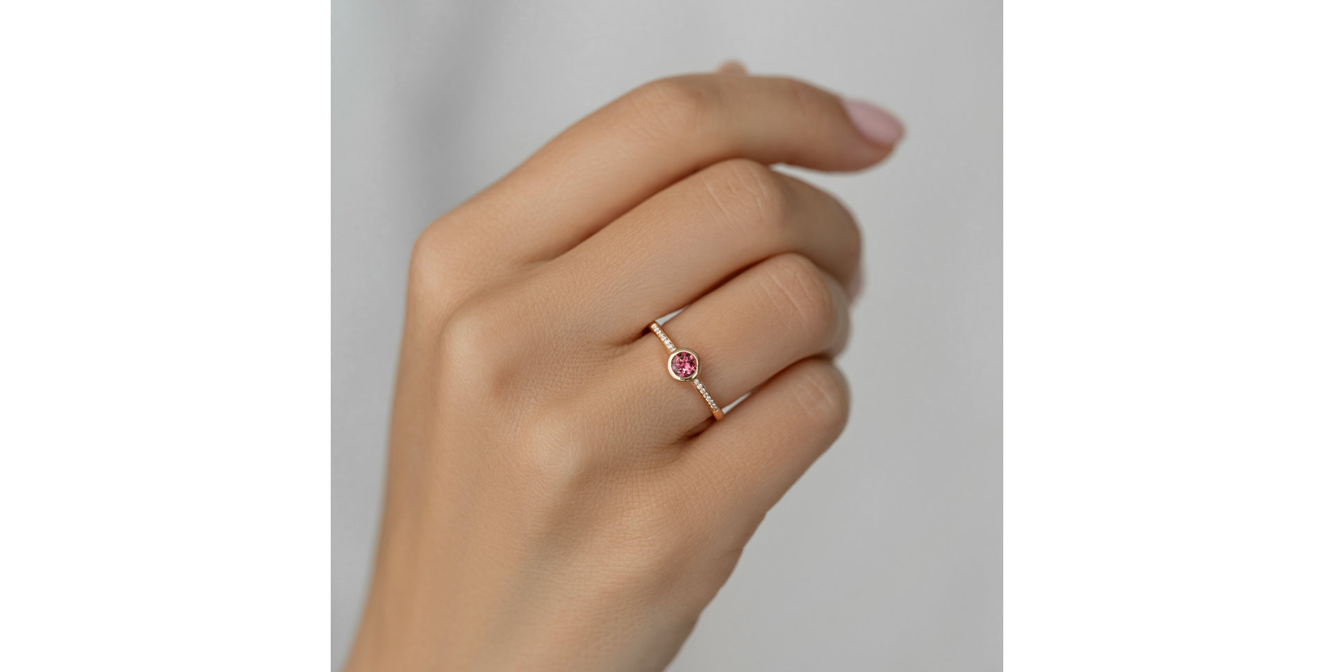Diamond ring with Rhodolite Regal Sparkle