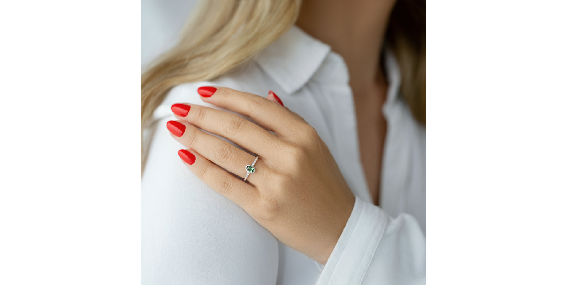 Diamond ring with Topaz Elliptical perfection