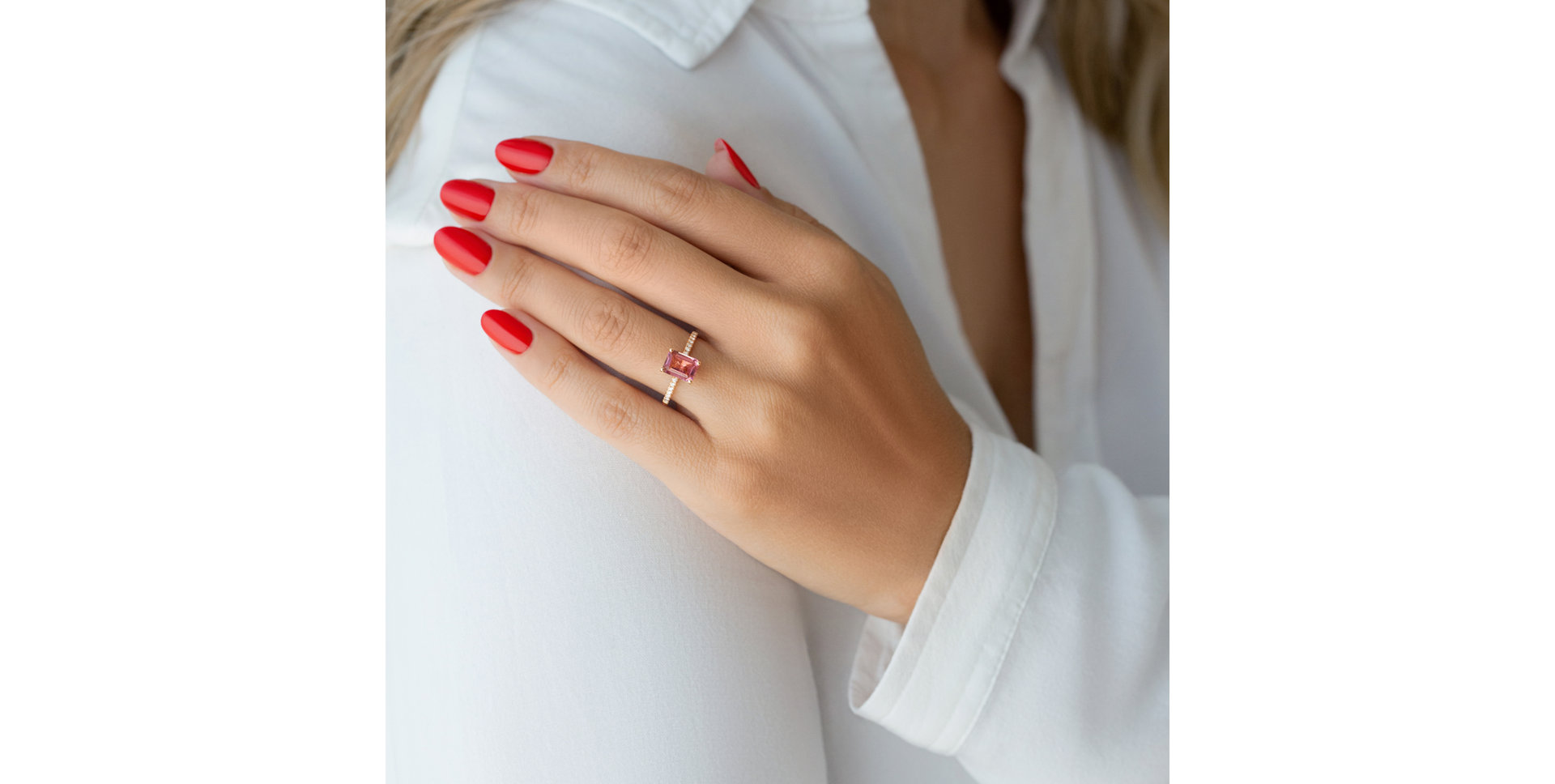 Diamond ring with Tourmaline Carlotta