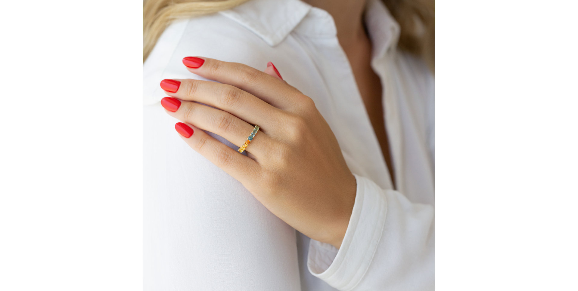 Ring with Sapphires Gradient Harmony