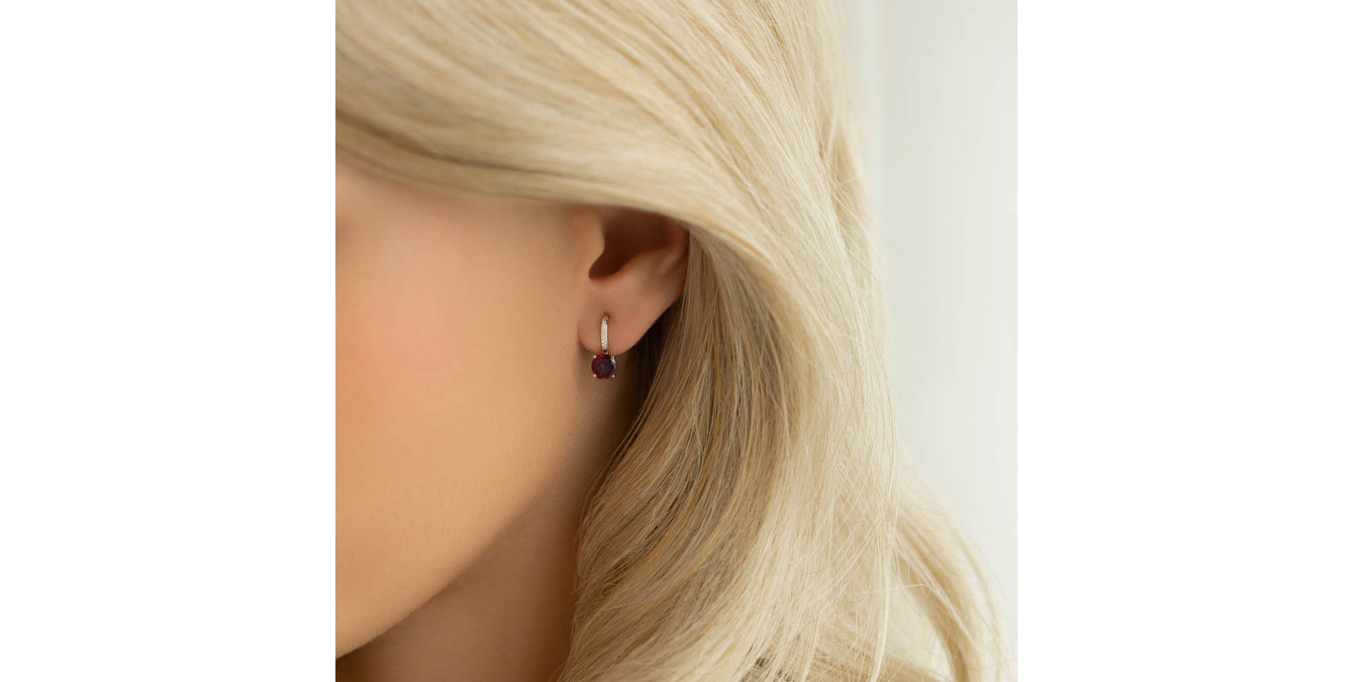 Diamond earrings with Rhodolite Carlo