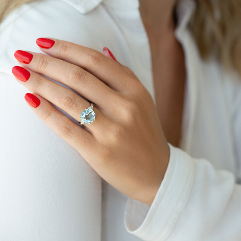 Diamond ring with Aquamarine Caribbean Charm