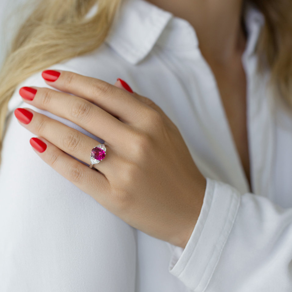 Diamond ring with Tourmaline Dynasty Gem