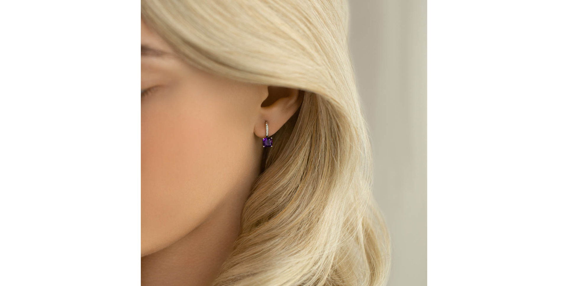 Diamond earrings with Tanzanite Calliope