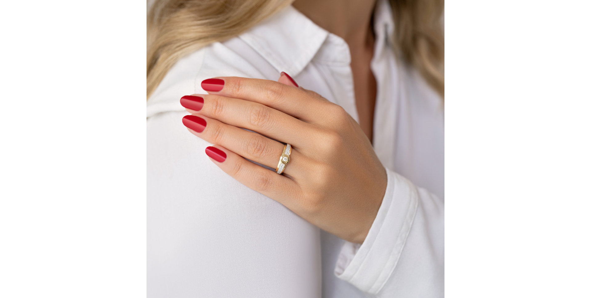 Diamond ring Nythera