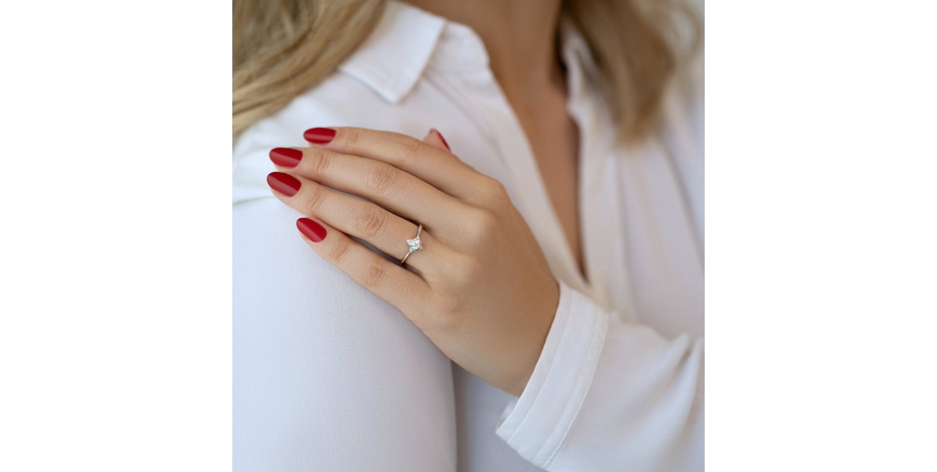 Diamond ring Sparkle Ray