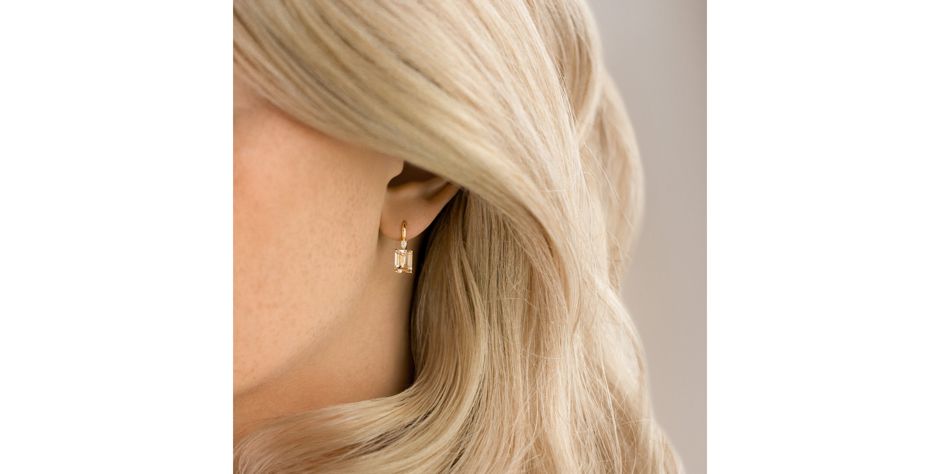 Diamond earrings with Morganite Royal Cordelia