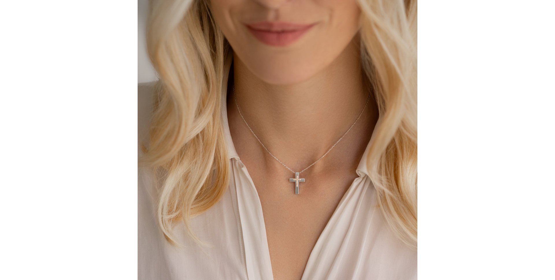 Diamond necklace Cross