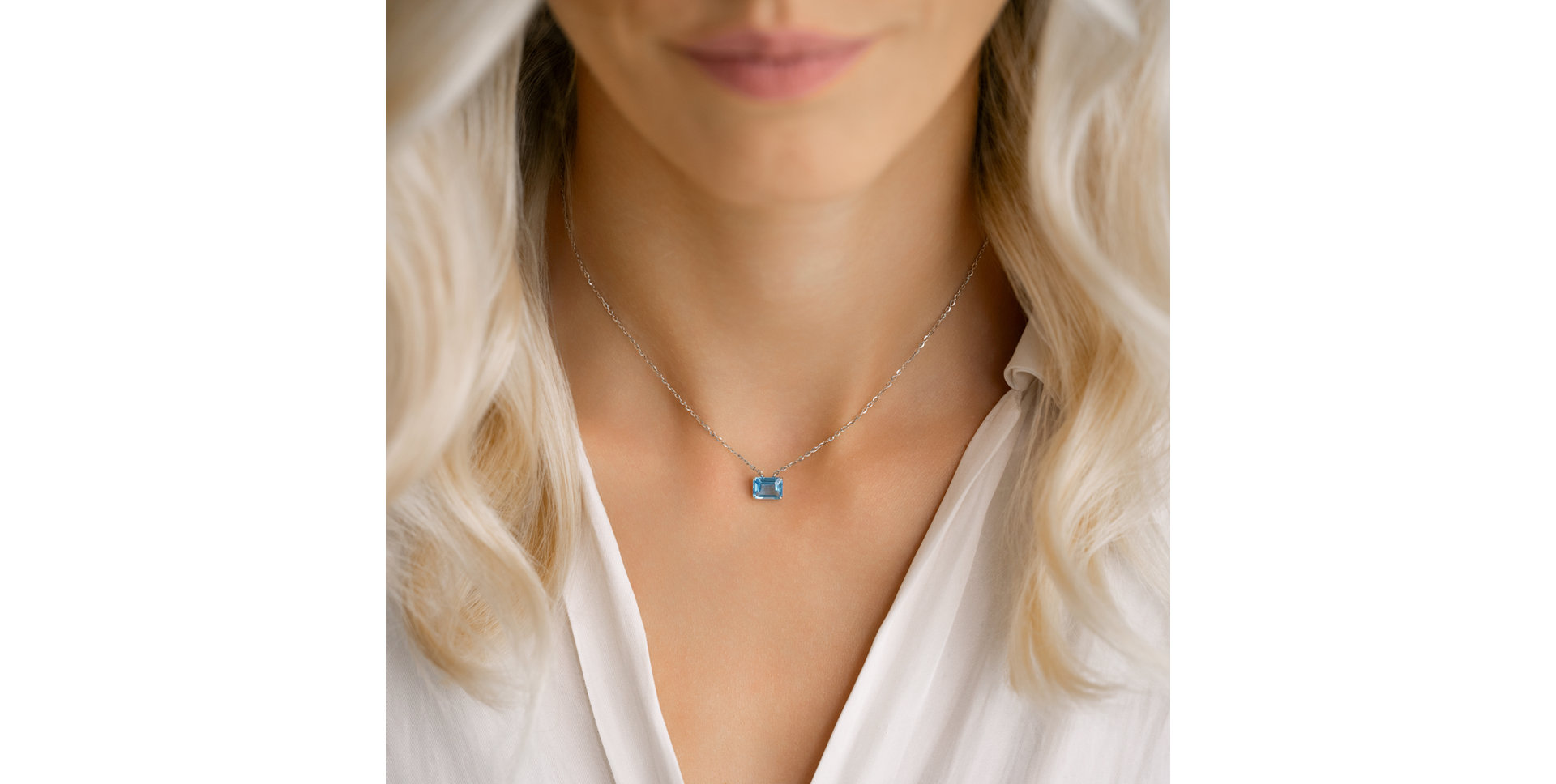 Necklace with Topaz Vaeloria