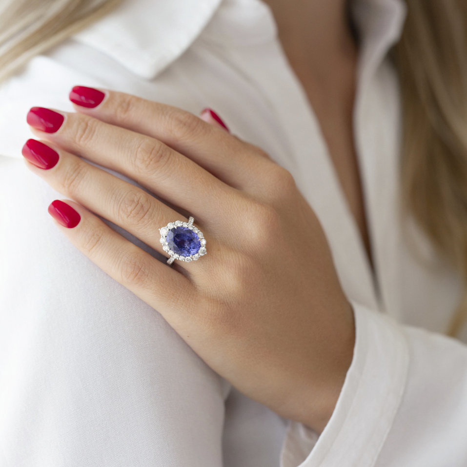 Diamond ring with Tanzanite Tanzania Treasure