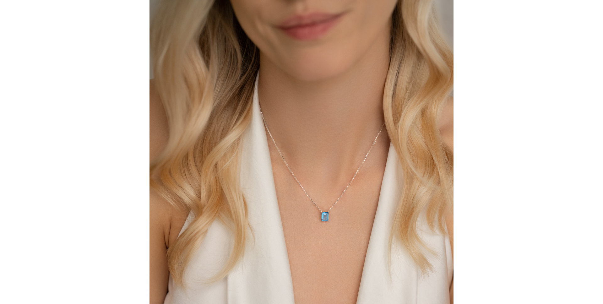Necklace with Topaz Vaeloria
