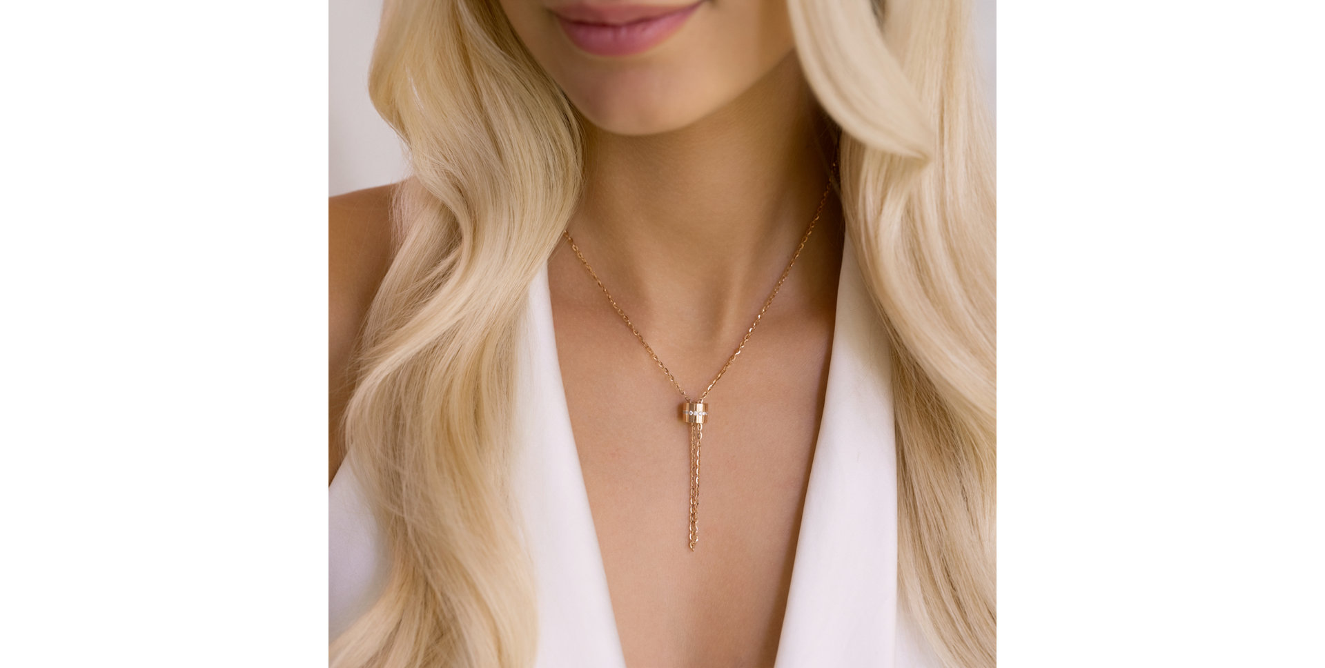 Diamond necklace Infinity Circles