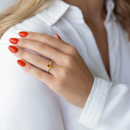Diamond ring with Emerald Elysandria
