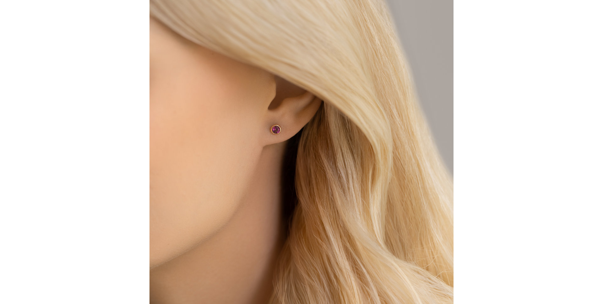 Earrings with Sapphire Shiny Dots