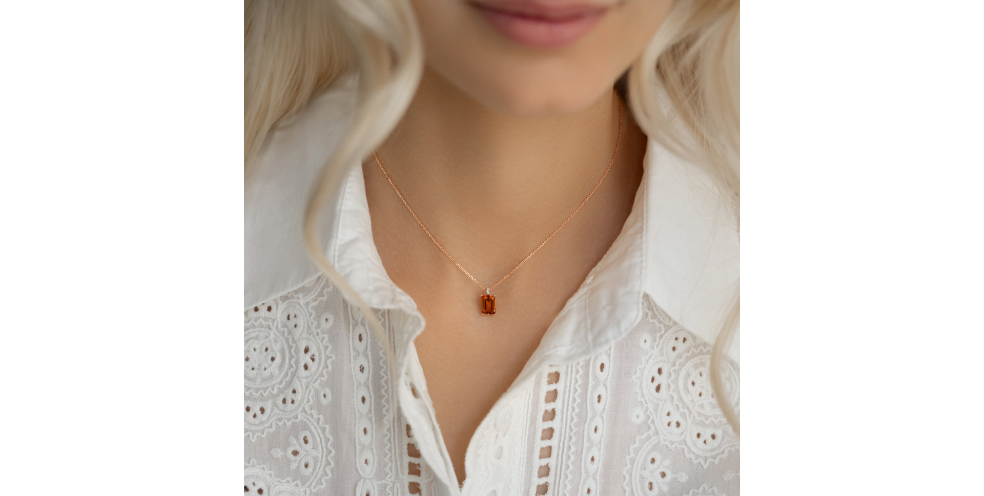 Diamond necklace with Rhodolite Mireth