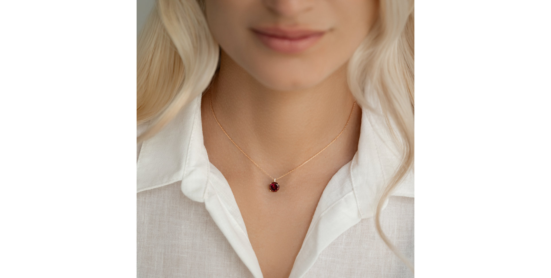 Diamond necklace with Topaz Zorabelle