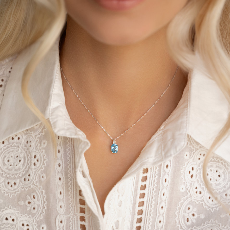 Diamond necklace with Tanzanite Asuan