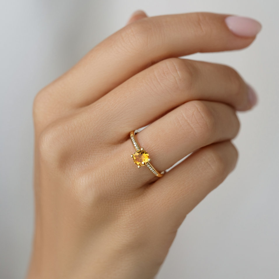 Diamond ring with Topaz Satin