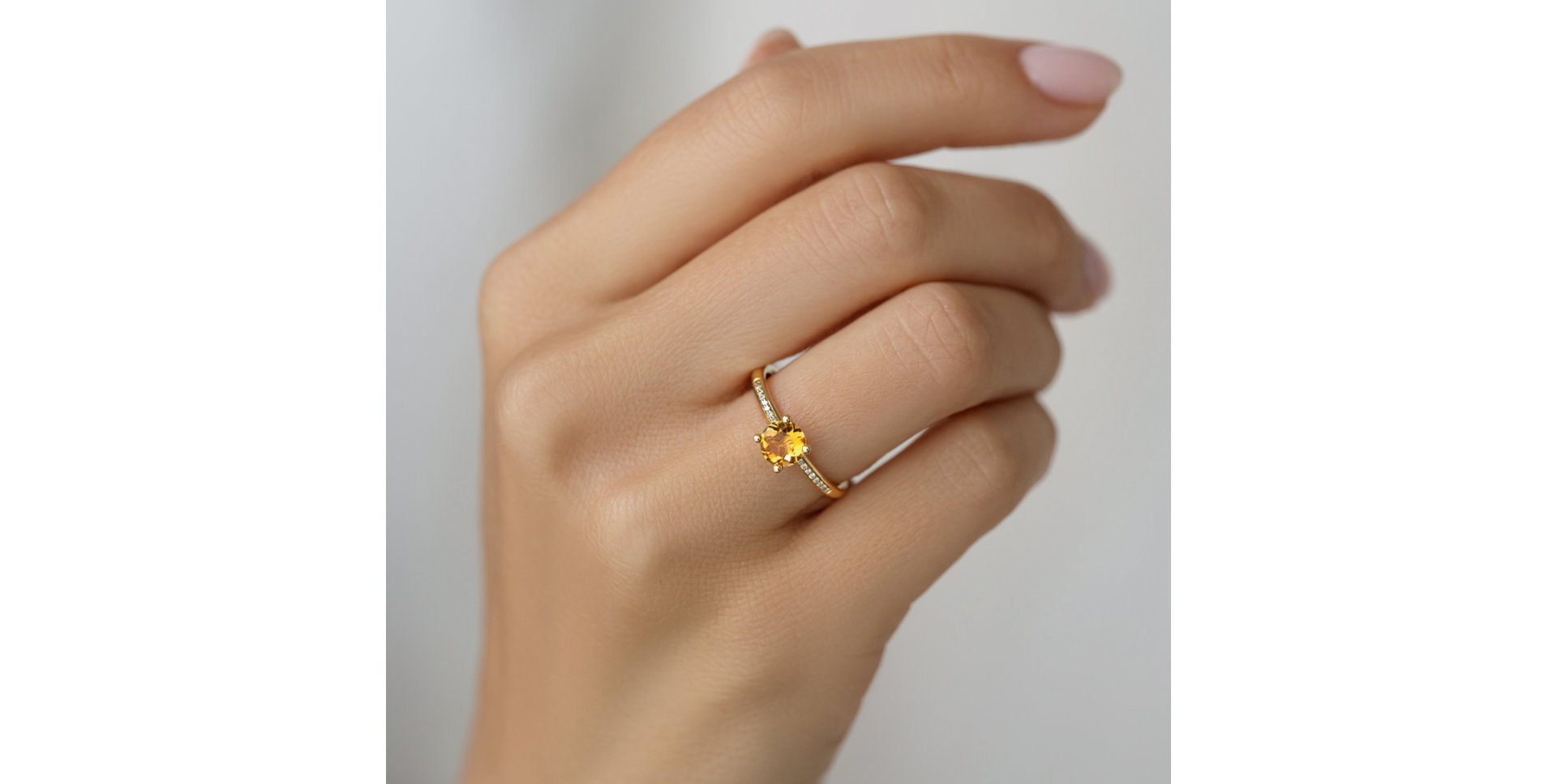 Diamond ring with Rhodolite Satin