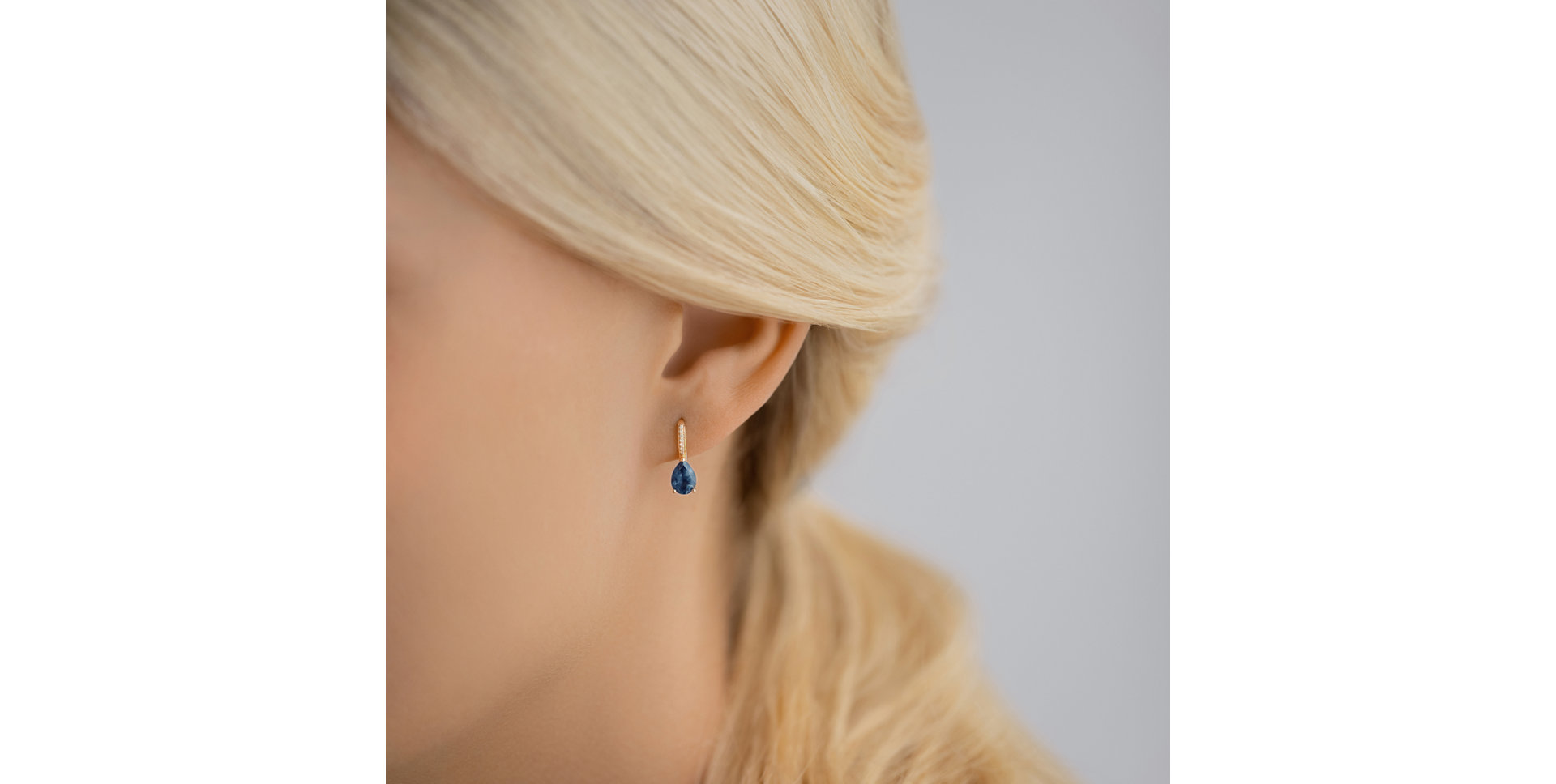 Diamond earrings with Topaz Lauriene