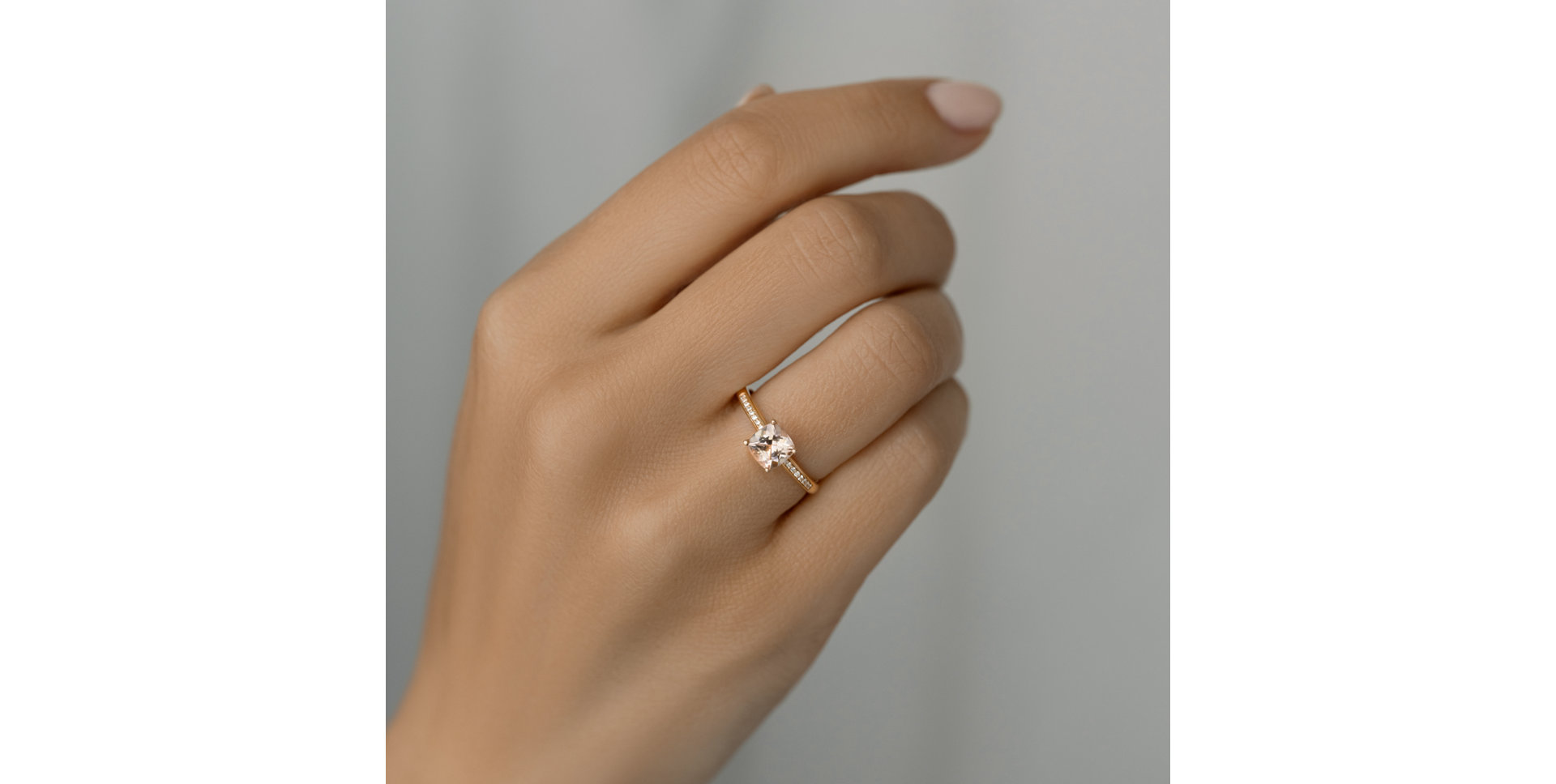 Diamond ring with Rhodolite Melody Symphony