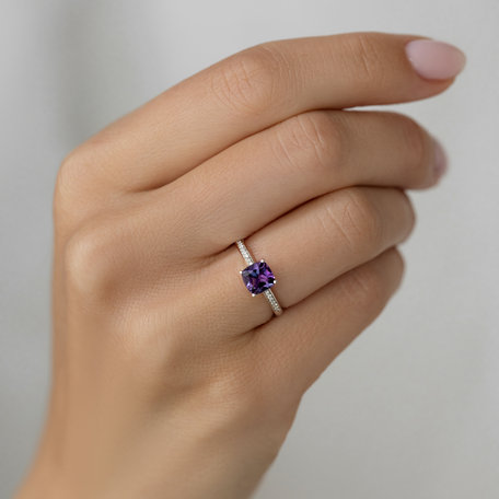 Diamond ring with Amethyst Melody Symphony