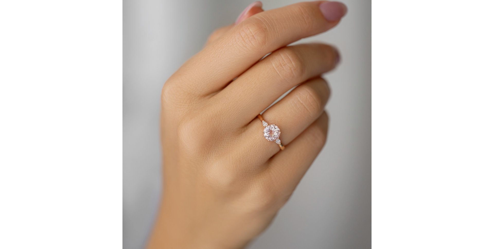 Diamond ring with Morganite Majestic Oasis