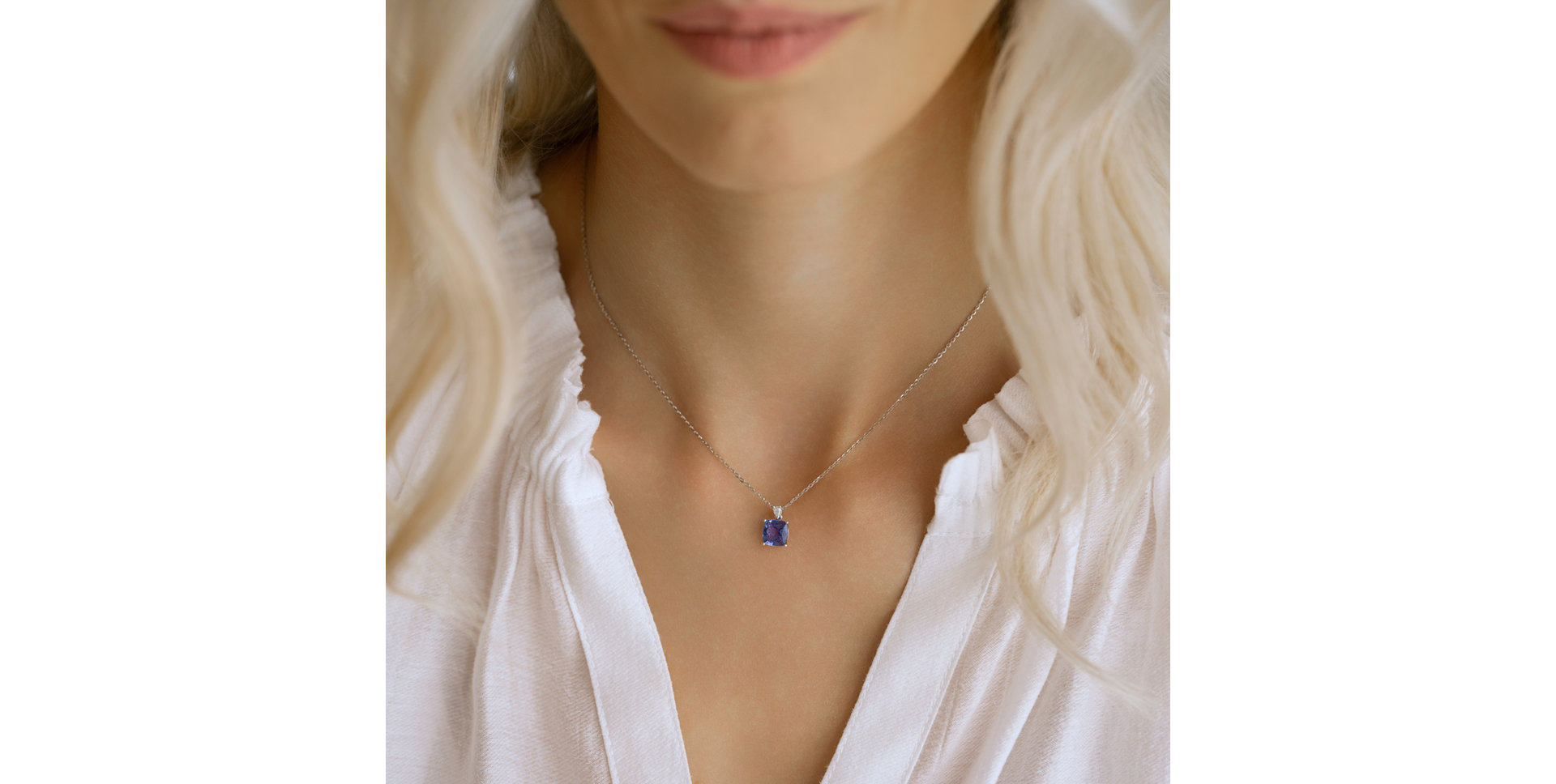 Diamond necklace with Morganite Mirabel