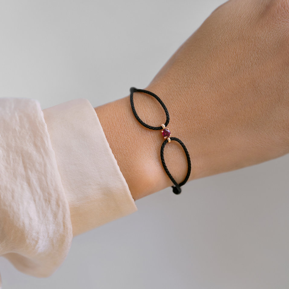 Bracelet with Rhodolite Delilah