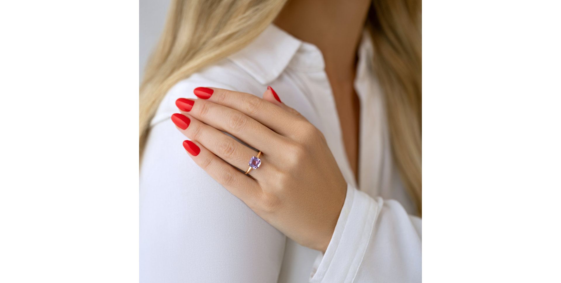 Ring with Amethyst Araminta