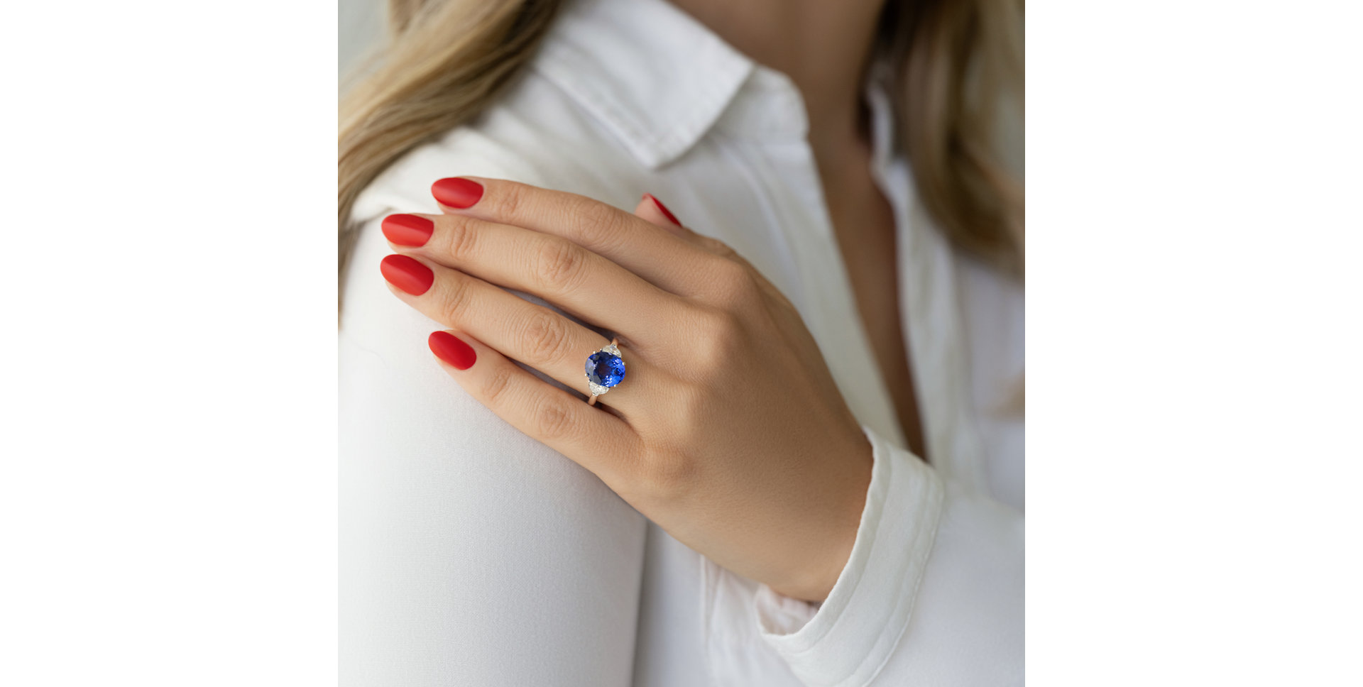 Diamond ring with Tanzanite Dynasty Gem